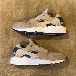 Air Huarache ‘Moon Landing’